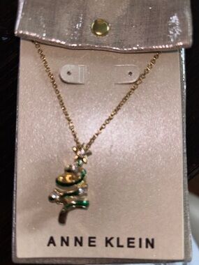 Anne Klein Gold-tone Pendant Necklace with Green Accents
